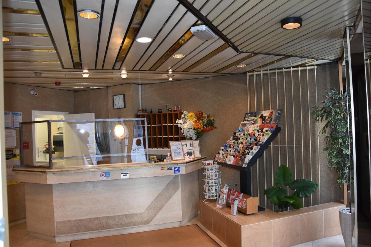 Sun Hotel Saint-Gilles Ngoại thất bức ảnh