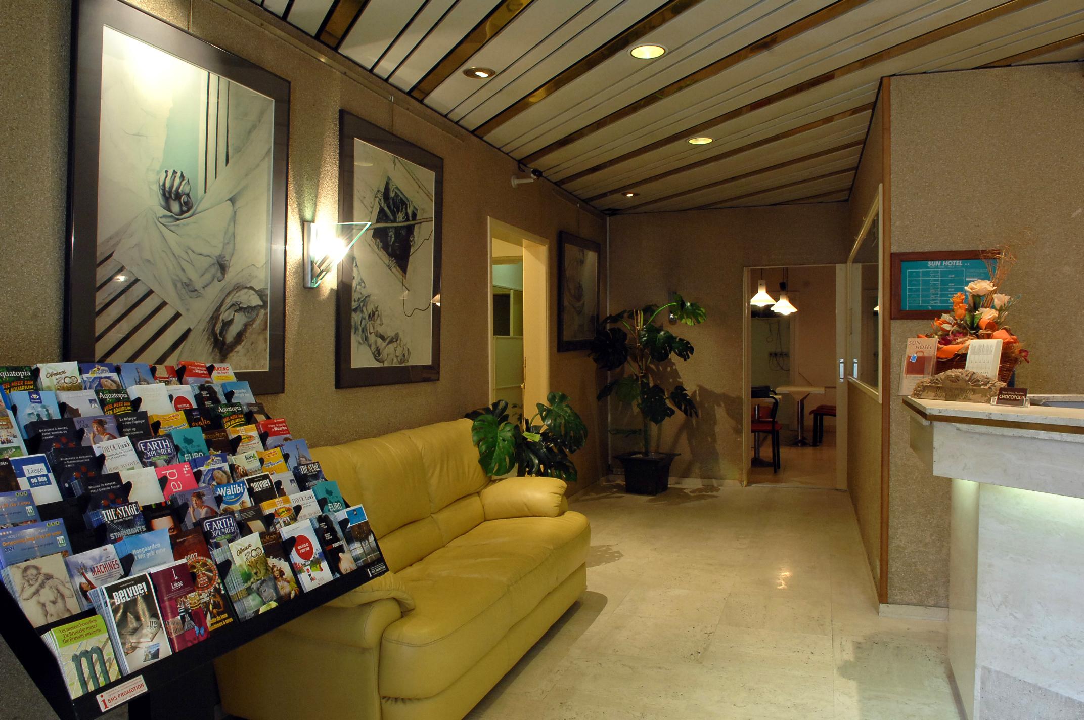 Sun Hotel Saint-Gilles Ngoại thất bức ảnh