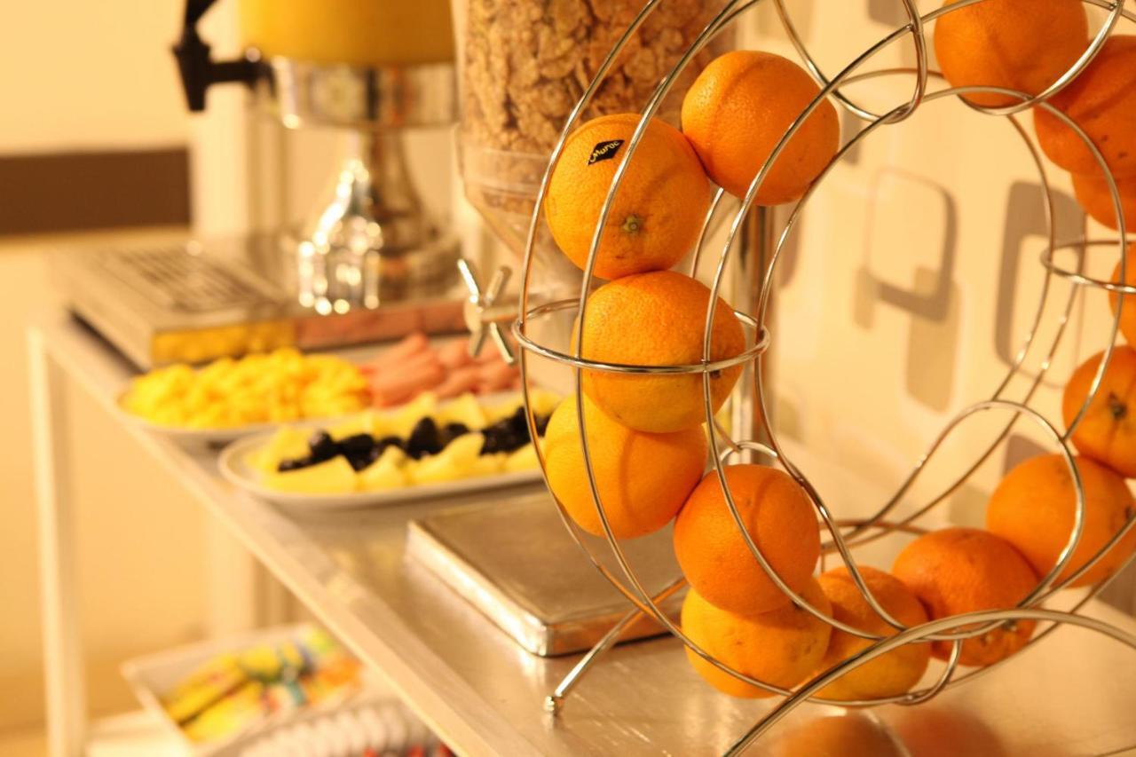 Sun Hotel Saint-Gilles Ngoại thất bức ảnh